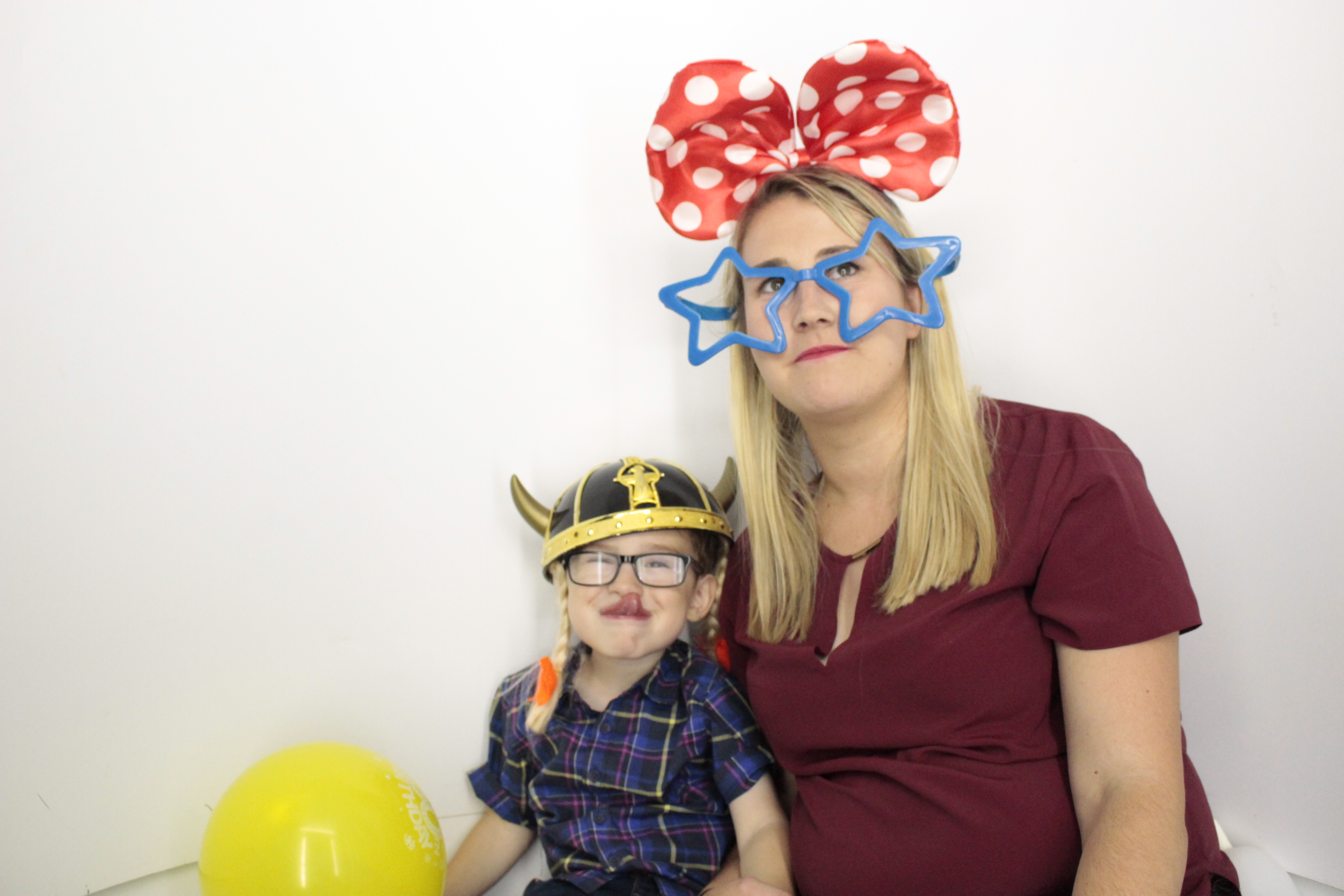 Kerry's 30th Birthday | View more photos from the event at gallery.myphotoboothexperience.co.uk/u/MyPhotoBoothExperienceLtd/Kerrys-30th-Birthday
